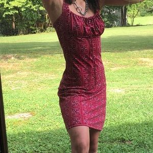 Beautiful Vintage Red Body Con Dress🍒